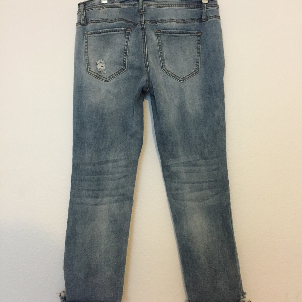 Distressed Embroidered Jeans - Picture 2 of 4